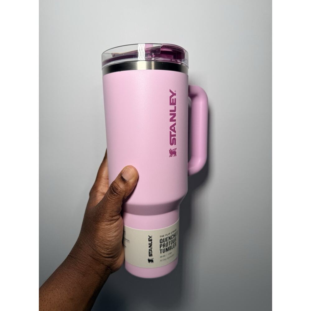 Stanley Limited Edition CHERRY BLOSSOM PINK 40oz Protour Quencher Tumbler BNWT - Picture 3 of 6